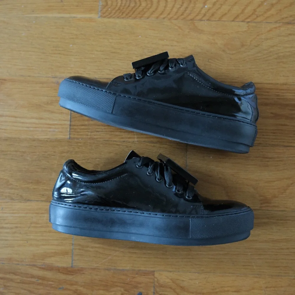 Acne Studios Adriana Sneakers Womens Black Patent Face Plaque Platform 35 Luxury